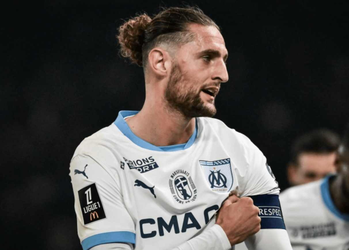 今晚法甲传出新动向，法兰克福伤情更新，管理层表态：媒体盛赞，资深球员宣示担当的简单介绍