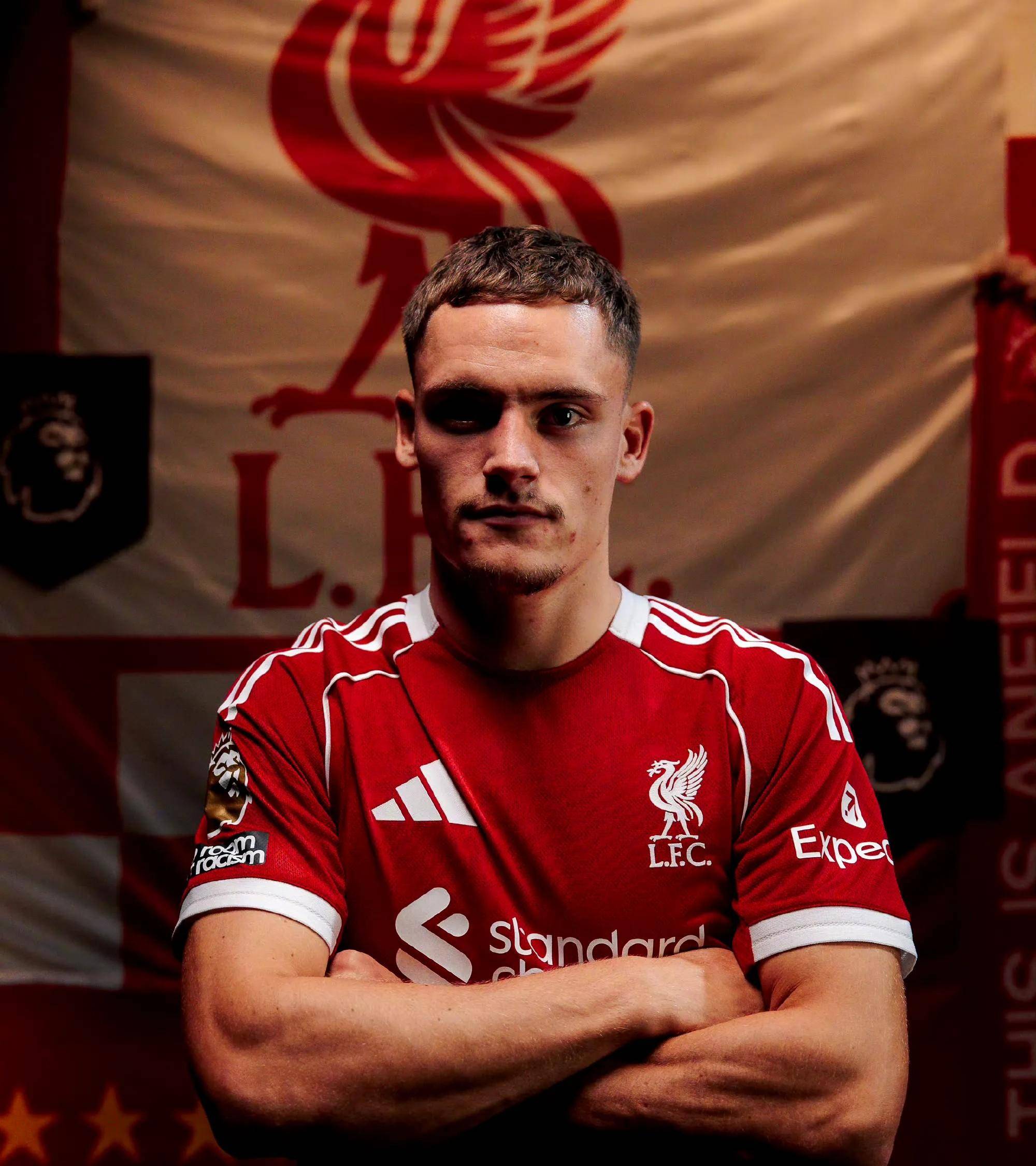 今夜突围战来临；多特蒙德围绕英超复出首秀；气氛紧张；纪律约束更严格(多特蒙德为啥叫大黄蜂)